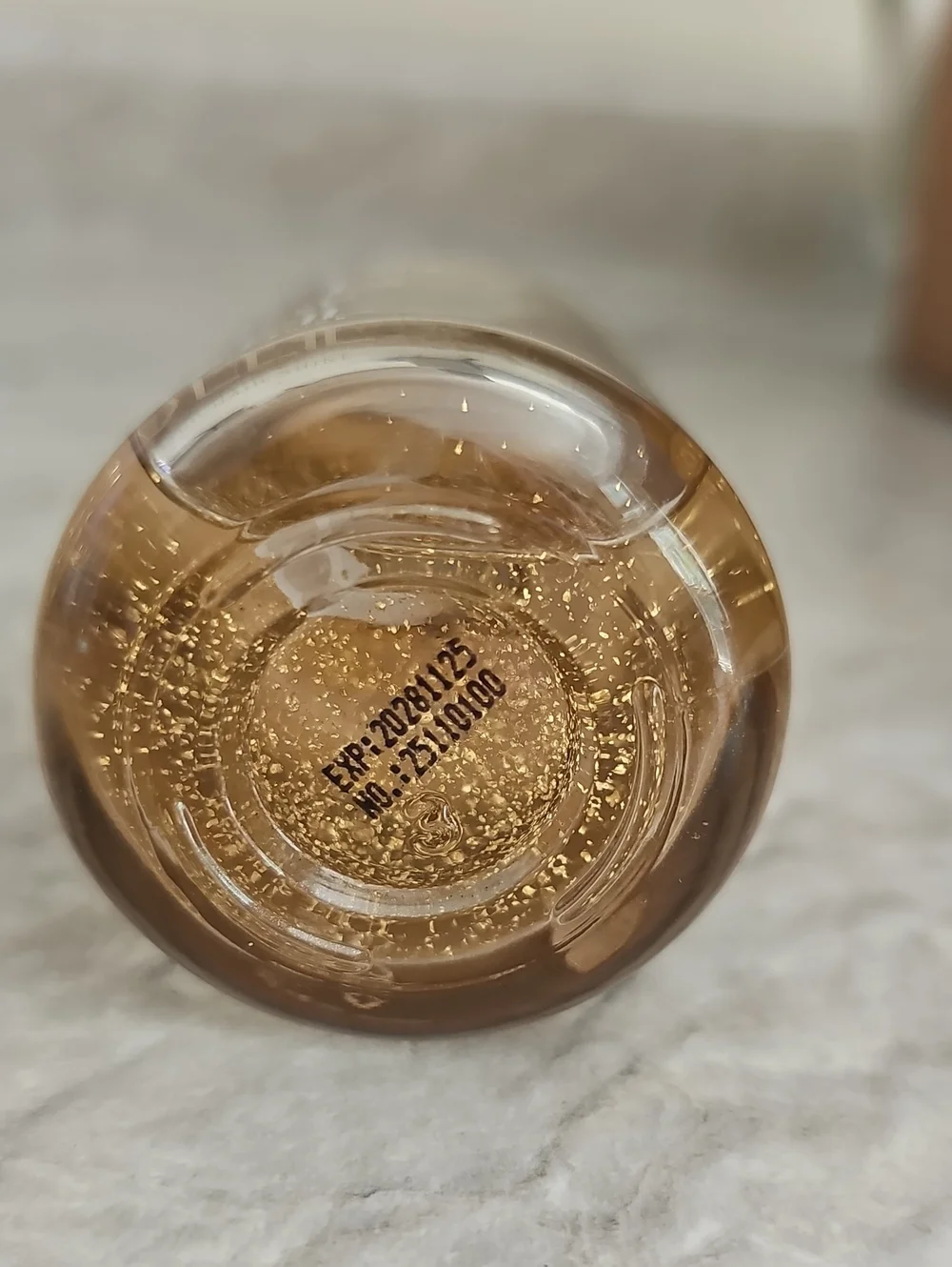Soleil 24k Gold Argan Healing Oil After Using Heat - Picture 2 of 3